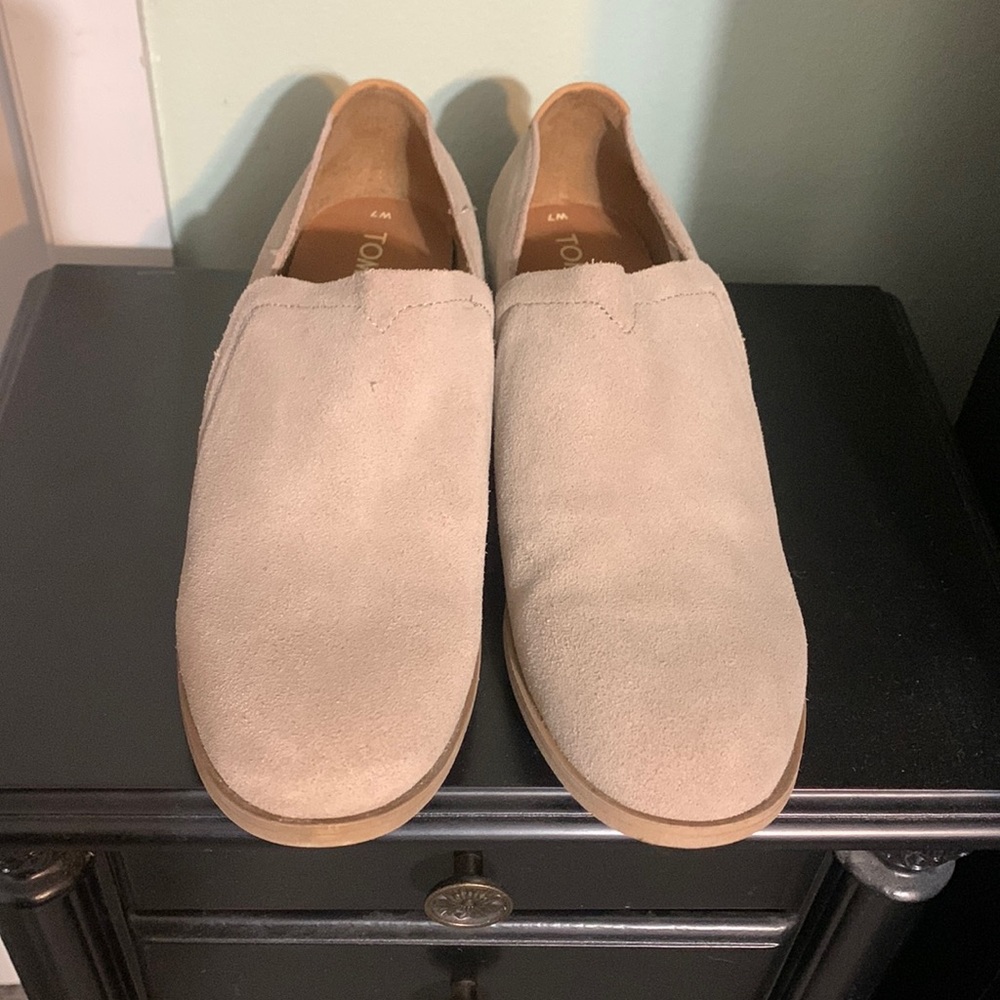 Toms shoes